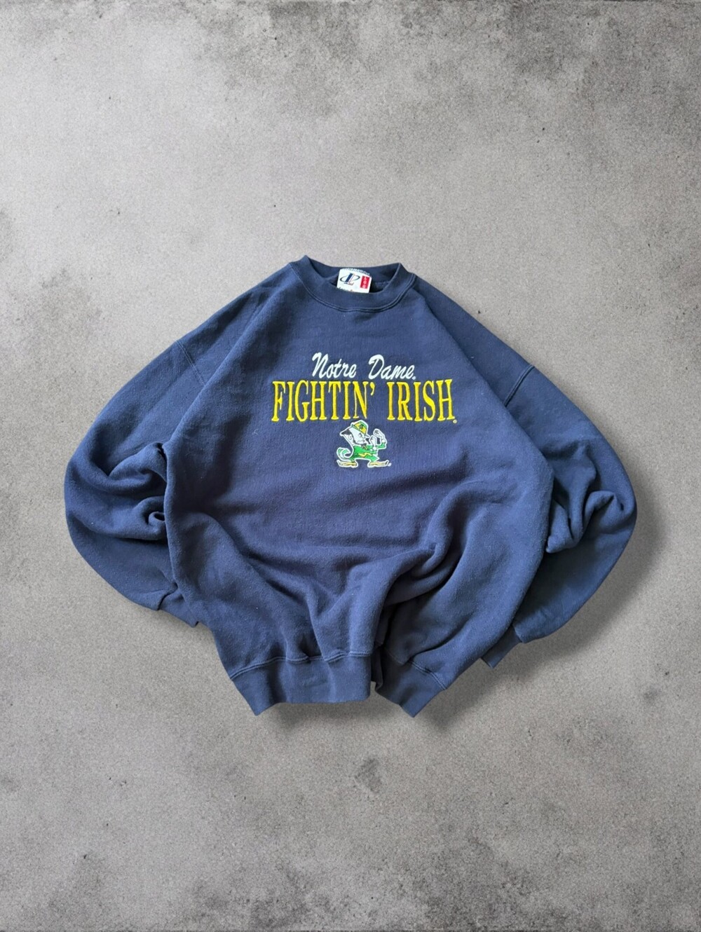Vintage 90s Notre Dame Fightin Irish NCAA Colligate Crewneck Sweatshirt Mens L